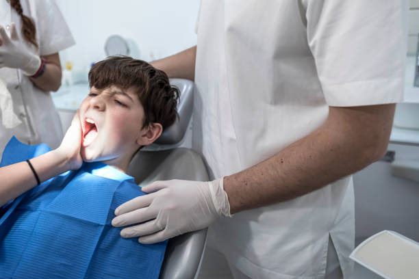 Best Emergency Broken Tooth Repair in Frankfort, IL
